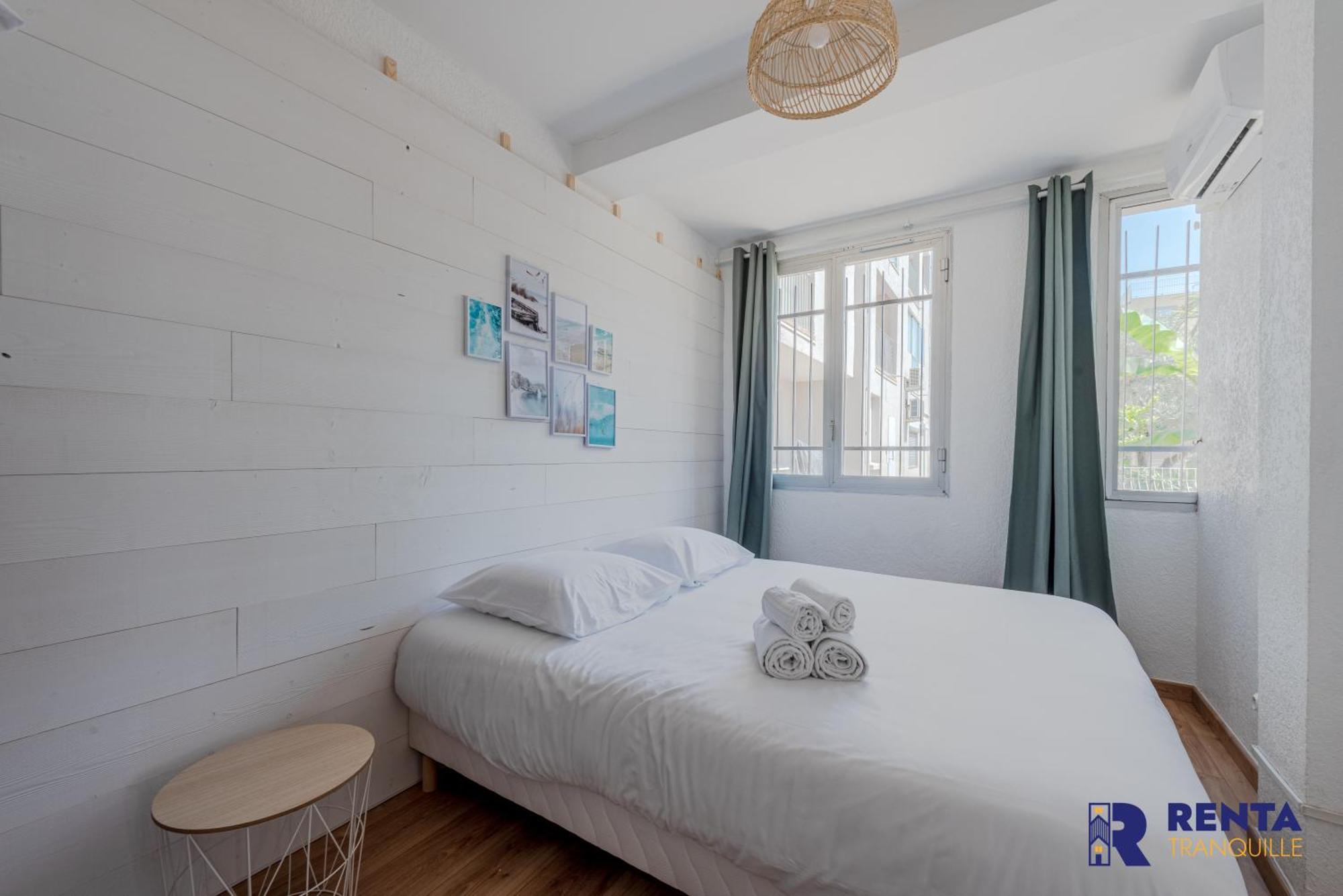 The Boheme Chic - 200 Meter From The Beach- กาเนต์-อ็อง-รูสซียง ภายนอก รูปภาพ